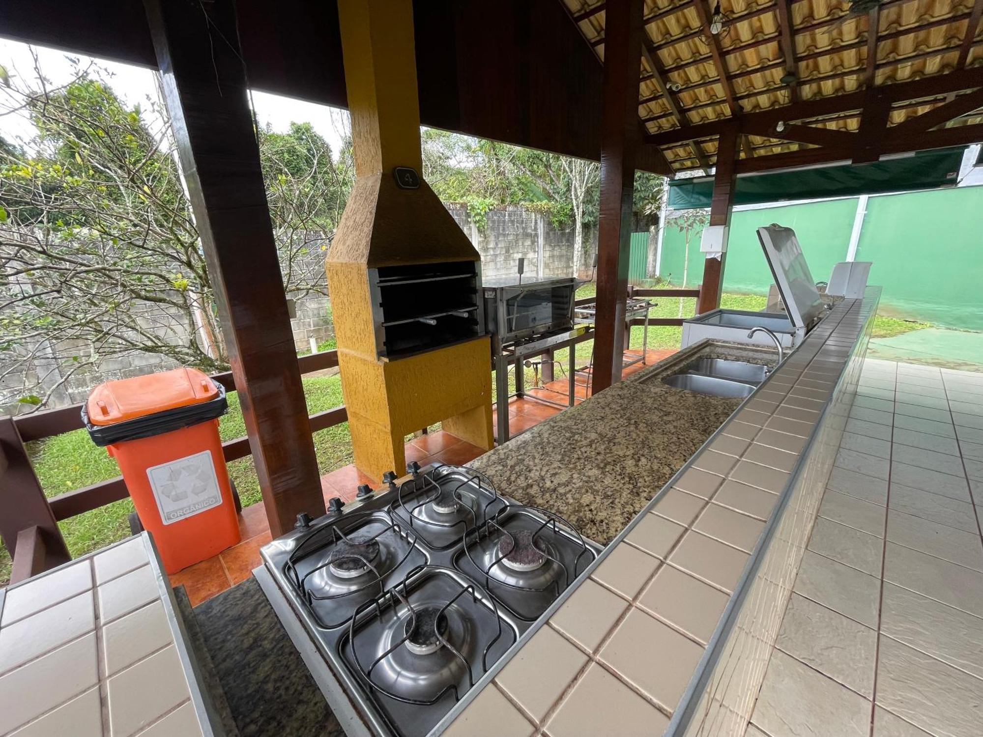 Condomínio Wembley Tenis Praia Das Toninhas Ubatuba Exterior foto